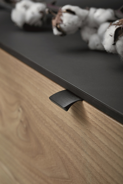 Furnipart - Edge Straight - greb i aluminium antik bronze CC20mm L40mm B40